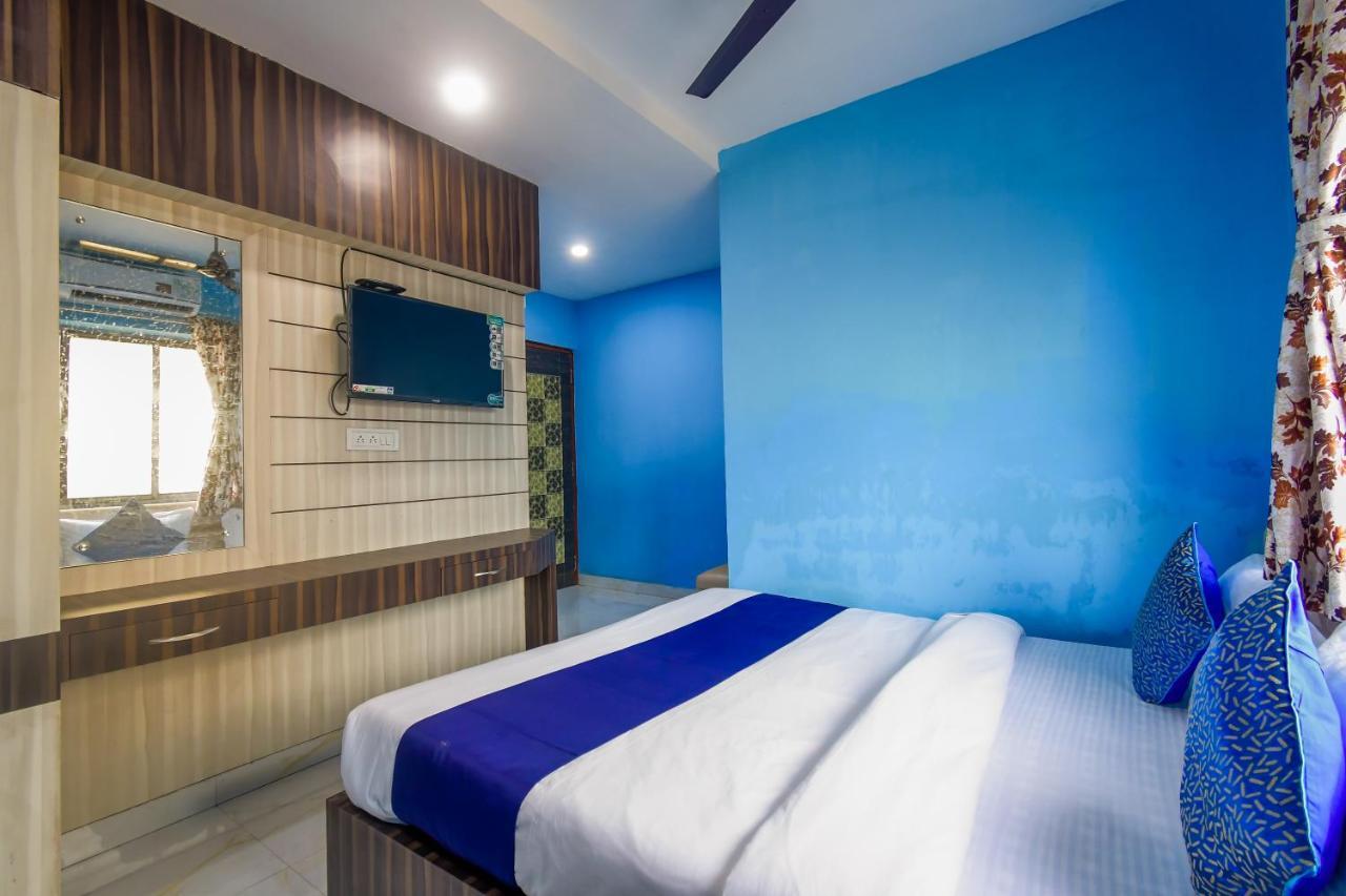 כלכותה Hotel Blue Abedin מראה חיצוני תמונה