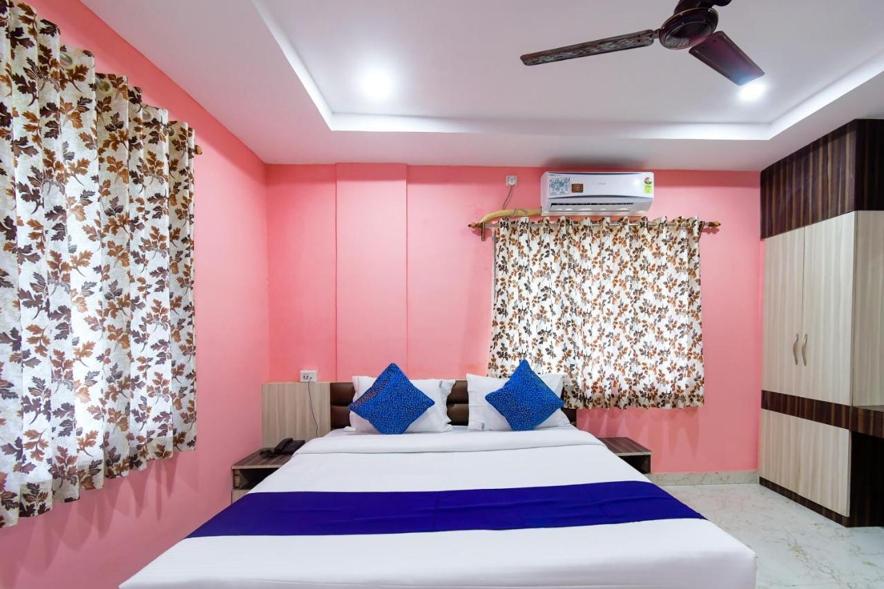 כלכותה Hotel Blue Abedin מראה חיצוני תמונה