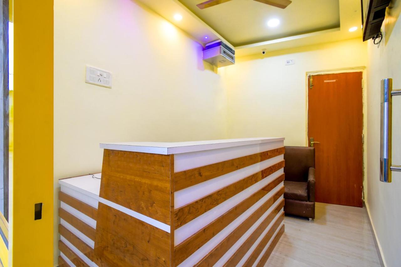 כלכותה Hotel Blue Abedin מראה חיצוני תמונה