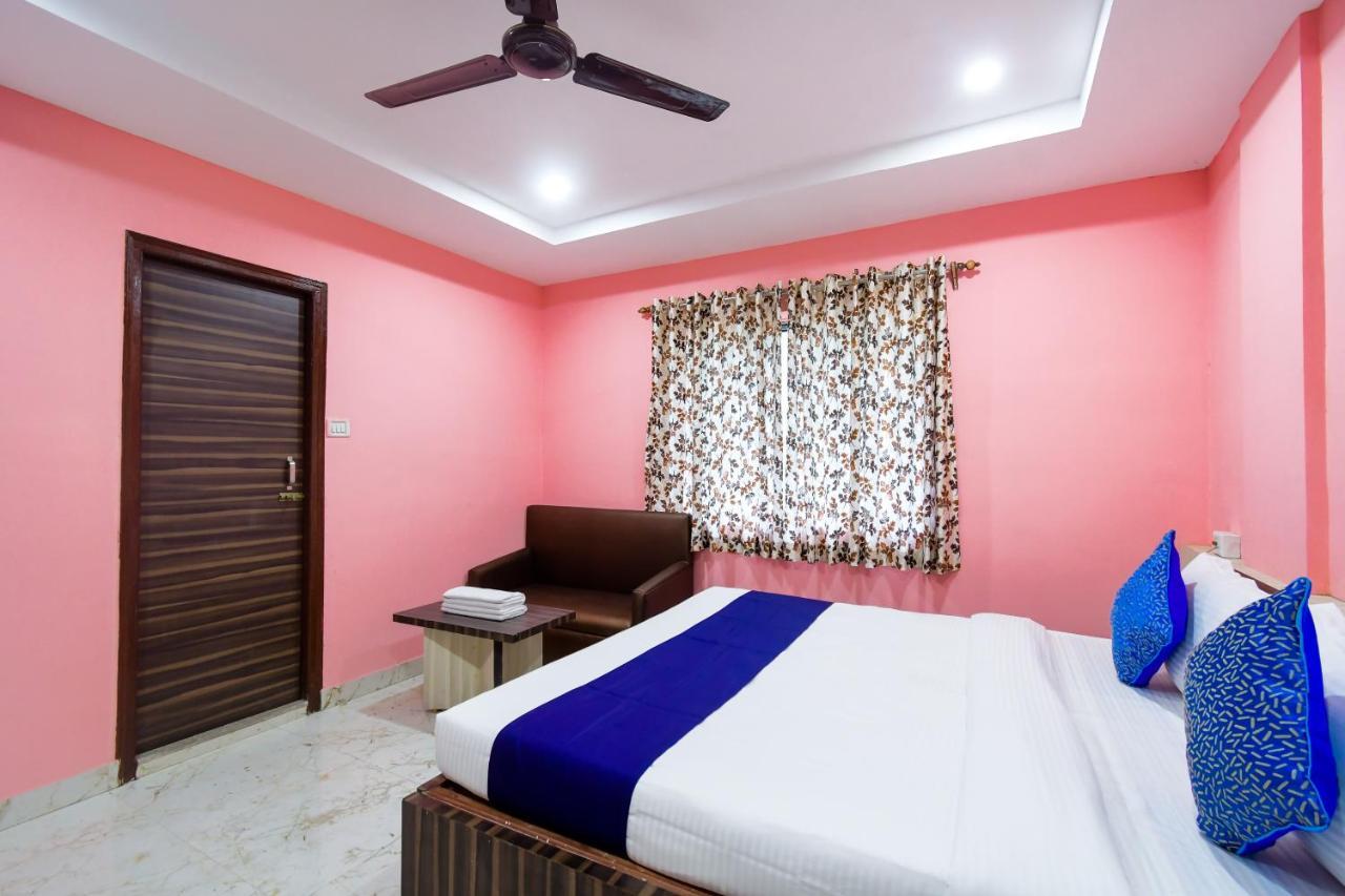 כלכותה Hotel Blue Abedin מראה חיצוני תמונה