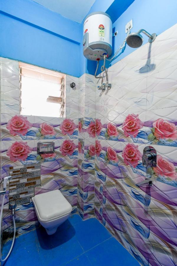 כלכותה Hotel Blue Abedin מראה חיצוני תמונה