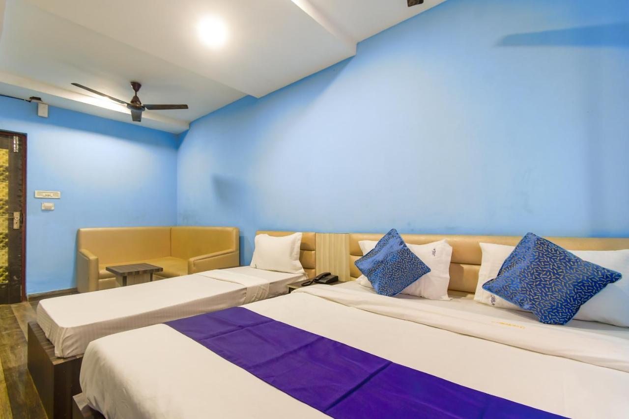 כלכותה Hotel Blue Abedin מראה חיצוני תמונה