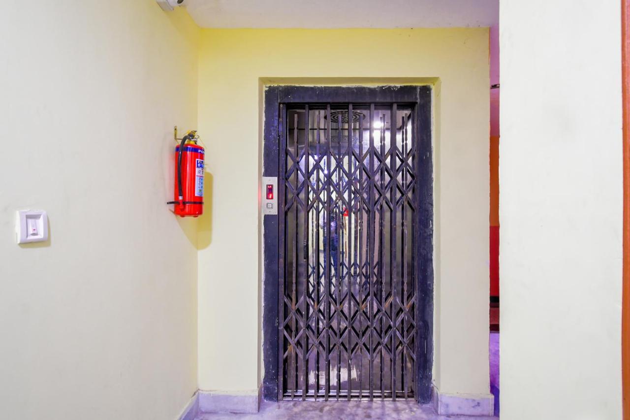 כלכותה Hotel Blue Abedin מראה חיצוני תמונה